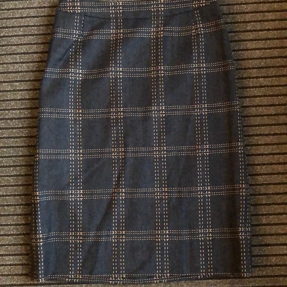 Aquascutum London Dresses & Skirts - ⚖️AQUASCUTUM⚖️PLAID EMBROIDERED PENCIL SKIRT⚖️